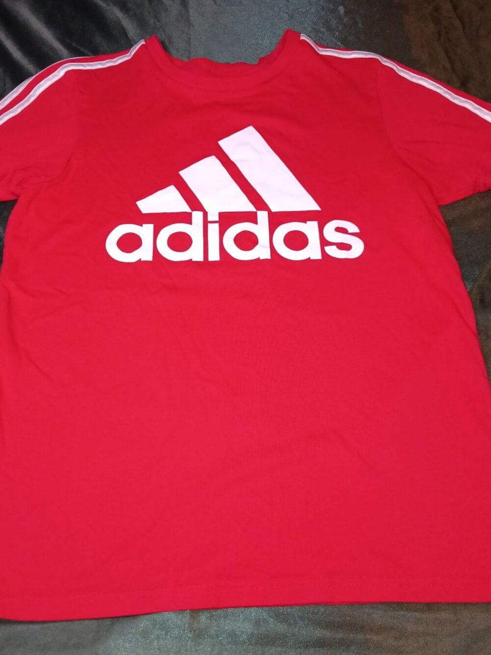 Adidas Boys' T-Shirt Red 3-Stripe Badge of Sport Logo Size L (14/16)